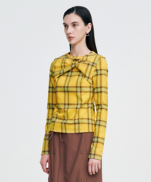 KIMZISU(キムジス)の「Twisted Check High-neck Top _ YELLOW(Tシャツ/カットソー・レディース・その他・SMALL/MEDIUM)」の2枚目の写真