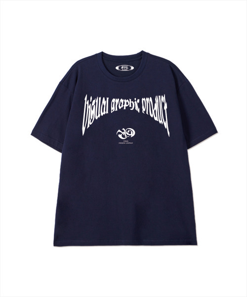 BY.L(バイエル)の「VGP グラフィックロゴ 半袖Tシャツ ネイビー(Tシャツ/カットソー・メンズ・その他・MEDIUM/LARGE/X-LARGE)」の1枚目の写真