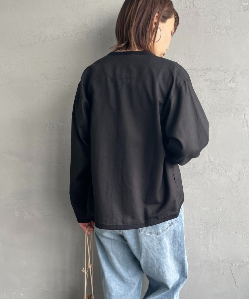 DANTON（ダントン）の「[DANTON/ダントン] Vネック リネンシャツカーディガン（シャツ/ブラウス・レディース・グレイッシュベージュ/ブラック・38/36）」の19枚目の写真
