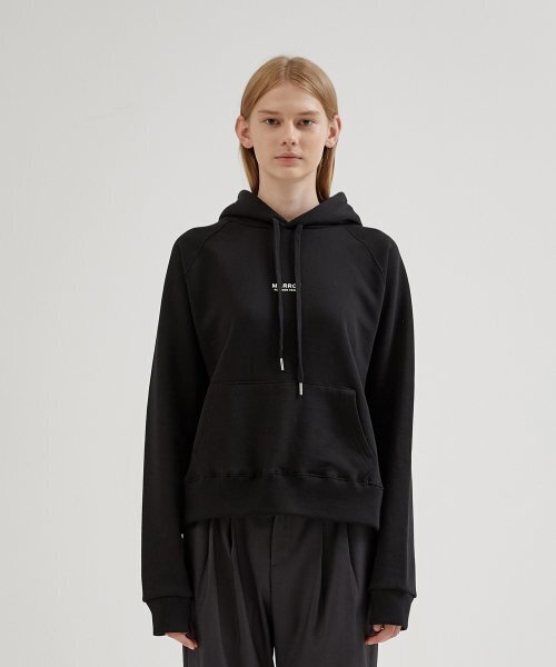 MARROT(マロット)の「ショートベーシックフードスウェットシャツ(パーカー・レディース・その他・SMALL/MEDIUM/LARGE)」の1枚目の写真