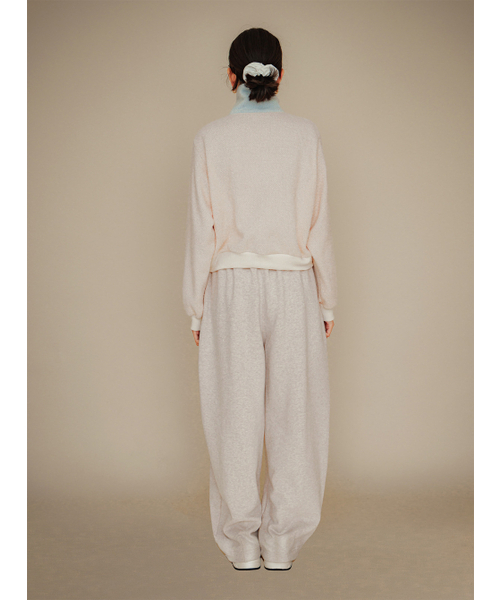PSUCHE(プシュケ)の「2WAY OVERFIT SWEATPANTS_MELANGE CREAM(スウェットパンツ・レディース・その他・MEDIUM/LARGE)」の2枚目の写真