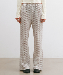 YOUNGOH（ヨンオ）の「Flower Banding Flare Pants Burgundy（その他パンツ・レディース）」