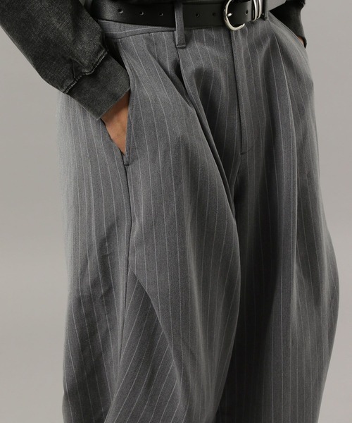 RAGEBLUE(レイジブルー)の「ARCH TUCK 3D Curve Buggy Slacks/バギーワイドスラックス(スラックス・メンズ・ベージュ/グレー系その他/ブラック・LARGE/MEDIUM)」の13枚目の写真