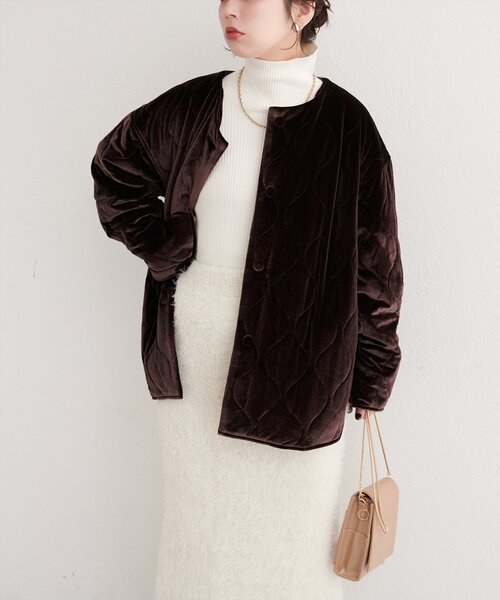 natural couture（ナチュラルクチュール）の「キャンディスリーブベロアコート（ノーカラーコート・レディース・グレイッシュベージュ/ブラック/ピンク/ブラウン・FREE）」の12枚目の写真