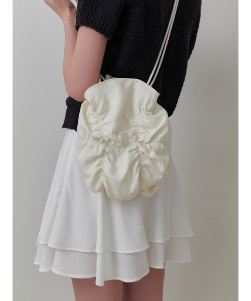 RE_L(リエル)の「Bubble shirring bag (cream)(メッセンジャーバッグ・レディース・その他・FREE)」の1枚目の写真
