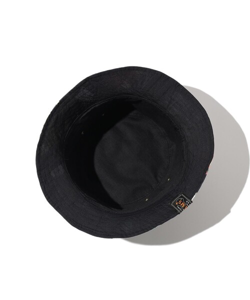 BEAMS PLUS（ビームスプラス）の「Reversible Bucket Hat Window PW（ハット・メンズ・ネイビー・ONE SIZE）」の6枚目の写真