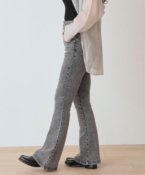 .WORKS(ドットワークス)の「スーパーストレッチデニム 3個釦フレアーパンツ 2丈展開 股下76㎝(デニムパンツ・レディース・ブルー/ブルー系/ダークグレー・64/61/67)」の17枚目の写真