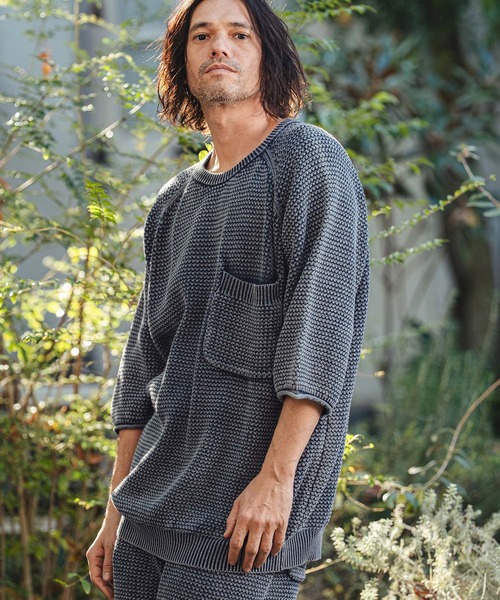 CAMBIO(カンビオ)の「mn3220- Waffle Pigment Raglan Short Sleeve Pocket Knit Pullover ラグランポケットクルーネックニット(CMP-261-002)(ニット/セーター・メンズ・ネイビー/グレー/ブラック・L/M/S)」の14枚目の写真