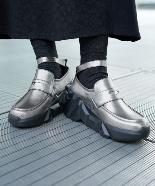 HARE（ハレ）の「gemソールローファー(HARE)（ローファー・レディース・シルバー/ブラック・MEDIUM/LARGE）」の17枚目の写真