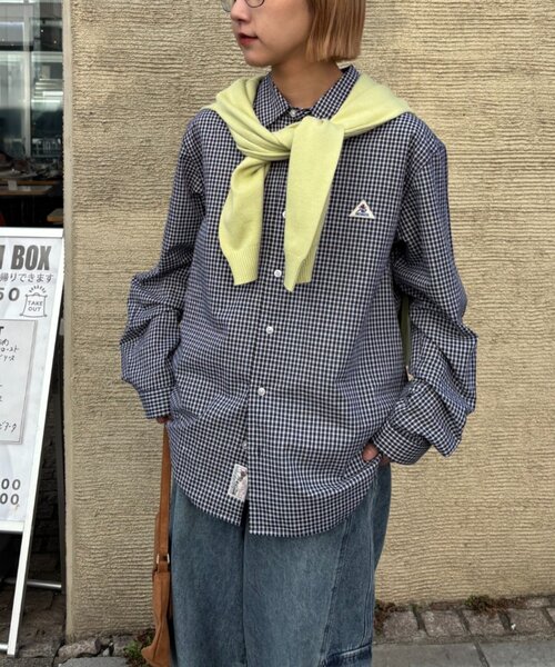 GEVACO（ゲバコ）の「【GEVACO】レギュラーカラープレーンシャツ（シャツ/ブラウス・レディース・ブルー系その他/ネイビー/ブルー・LARGE/MEDIUM）」の2枚目の写真