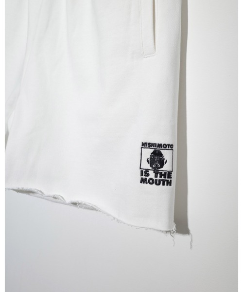NISHIMOTO IS THE MOUTH(ニシモト イズ ザ マウス)の「WIDE SWEAT SHORTS | NISHIMOTO IS THE MOUTH(スウェットパンツ・メンズ・ホワイト/ブラック・L/XL/S/M)」の3枚目の写真