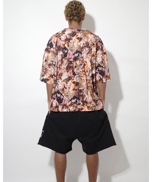 NISHIMOTO IS THE MOUTH(ニシモト イズ ザ マウス)の「WIDE SWEAT SHORTS | NISHIMOTO IS THE MOUTH(スウェットパンツ・メンズ・ホワイト/ブラック・L/XL/S/M)」の14枚目の写真