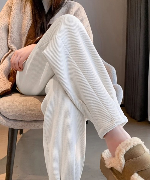 Miniministore（ミニミニストア）の「裏起毛コーデュロイテーパードパンツ9分丈（スラックス・レディース・ブラック/チャコールグレー/オフホワイト・M/L/XL）」の18枚目の写真