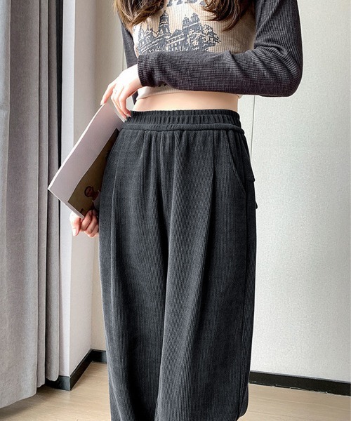 Miniministore（ミニミニストア）の「裏起毛コーデュロイテーパードパンツ9分丈（スラックス・レディース・ブラック/チャコールグレー/オフホワイト・M/L/XL）」の20枚目の写真