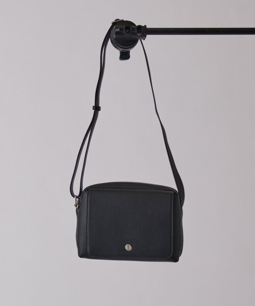 Lui's（ルイス）の「レザーフラップバッグM（ショルダーバッグ・メンズ・ブラック・FREE）」の9枚目の写真