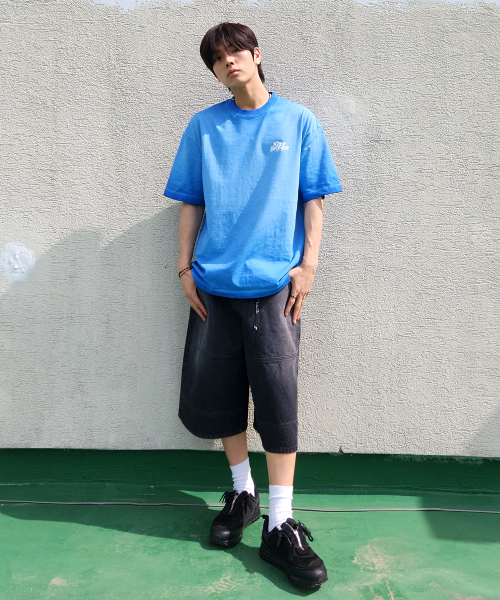 ASTRAL PROJECTION（アストラルプロジェクション）の「[APSTUDIOXSCARYBROTHER SERIES 2]ピグメントルーズフィット半袖Tシャツ_ブルー（Tシャツ/カットソー・メンズ・その他・M/L/XL/XXL）」の5枚目の写真