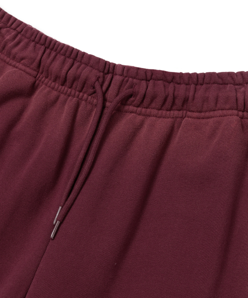 BROWNBREATH（ブラウンブレス）の「TAG DIRTY WIDE SWEAT PANTS - BURGUNDY（スウェットパンツ・レディース・その他・XL/S/M/L）」の3枚目の写真
