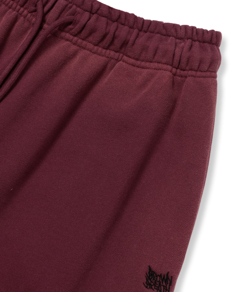 BROWNBREATH（ブラウンブレス）の「TAG DIRTY WIDE SWEAT PANTS - BURGUNDY（スウェットパンツ・レディース・その他・XL/S/M/L）」の4枚目の写真