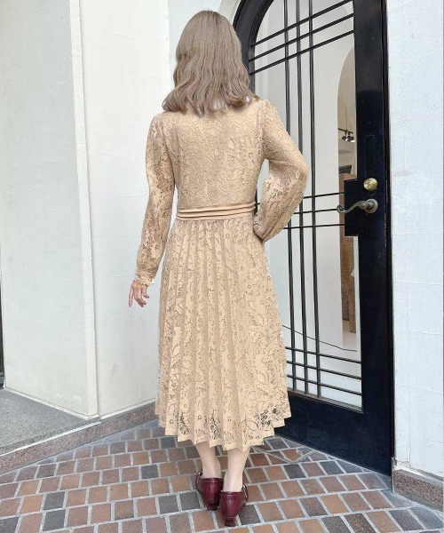 F i.n.t（フィント）の「14’MARJORIEonepiece/fint フィント（ドレス・レディース・ピンクベージュ/グリーン・FREE）」の18枚目の写真