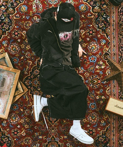 EFFECTEN(エフェクテン)の「mpa4043-Utility metal logo zip hoodie パーカー(efsal-03)(パーカー・メンズ・チャコール/ブラック/キャメル・L/M/S)」の10枚目の写真