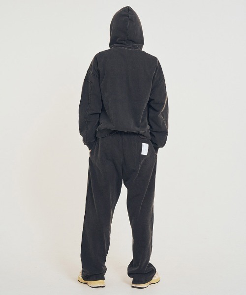 EFFECTEN(エフェクテン)の「mpa4043-Utility metal logo zip hoodie パーカー(efsal-03)(パーカー・メンズ・チャコール/ブラック/キャメル・L/M/S)」の17枚目の写真