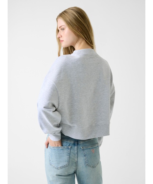 GUESS JEANS（ゲスジーンズ）の「GUESS JEANS Drop Shoulder Emb Cropped Crew スウェット（スウェット・レディース・グレー・LARGE/SMALL/X-SMALL/MEDIUM）」の2枚目の写真