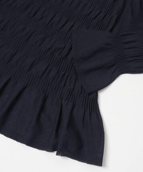 ITEMS URBANRESEARCH（アイテムズ アーバンリサーチ）の「シャーリングフレアスリーブニット（ニット/セーター・レディース・ネイビー/ラベンダー/オフホワイト・FREE）」の7枚目の写真