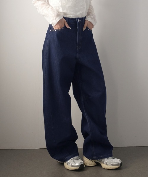 Ulysses（ユリシス）の「スタッズ付きカーブパンツ（その他パンツ・レディース・ブルー/サックスブルー/ブラック/インディゴブルー・M）」の19枚目の写真