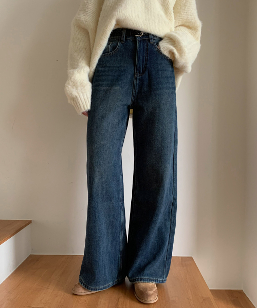VASCARA（バスカラ）の「[Fleece-lined] Semi Wide Straight Denim Pants（デニムパンツ・レディース・ダークブルー・LARGE/SMALL）」の4枚目の写真