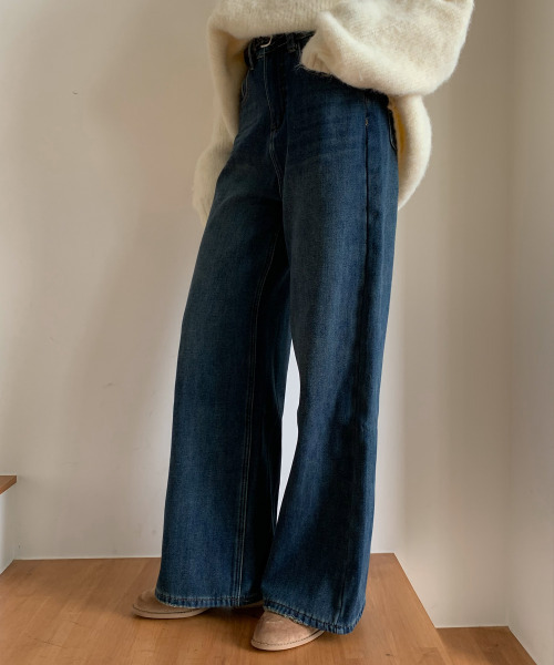 VASCARA（バスカラ）の「[Fleece-lined] Semi Wide Straight Denim Pants（デニムパンツ・レディース・ダークブルー・LARGE/SMALL）」の2枚目の写真