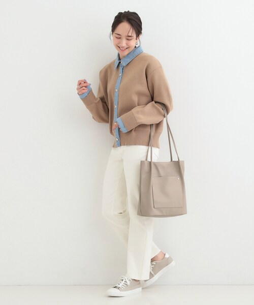 SHOO・LA・RUE（シューラルー）の「つまみハンドルトートバッグ（トートバッグ・レディース・ブラック/アイボリー/イエロー/グリーン系/ナチュラル・00）」の6枚目の写真