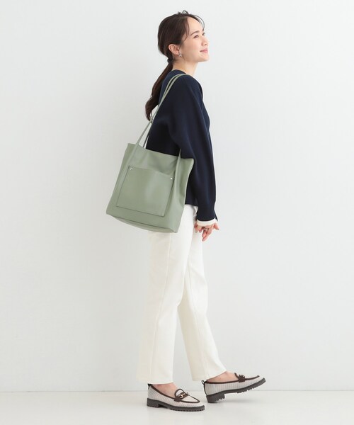 SHOO・LA・RUE（シューラルー）の「つまみハンドルトートバッグ（トートバッグ・レディース・ブラック/アイボリー/イエロー/グリーン系/ナチュラル・00）」の8枚目の写真