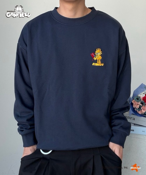 UNDERSTATEMENTs(アンダーステイトメント)の「【ユニセックス】ガーフィールドワンポイント刺繍スウェット(スウェット・メンズ・ブラック/ネイビー・MEDIUM/LARGE)」の17枚目の写真