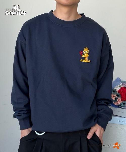 UNDERSTATEMENTs(アンダーステイトメント)の「【ユニセックス】ガーフィールドワンポイント刺繍スウェット(スウェット・メンズ・ブラック/ネイビー・MEDIUM/LARGE)」の19枚目の写真