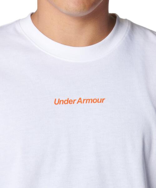 UNDER ARMOUR(アンダーアーマー)の「UAヘビーウエイト グラフィック ロングスリーブ Tシャツ(ライフスタイル/メンズ)(Tシャツ/カットソー・メンズ・ホワイト・M/XL/2XL/3XL/L/S)」の4枚目の写真