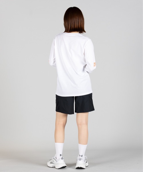 UNDER ARMOUR(アンダーアーマー)の「UAヘビーウエイト グラフィック ロングスリーブ Tシャツ(ライフスタイル/メンズ)(Tシャツ/カットソー・メンズ・ホワイト・M/XL/2XL/3XL/L/S)」の10枚目の写真