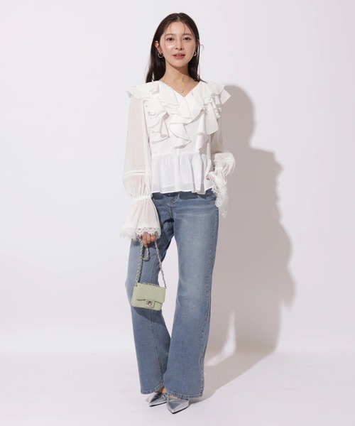 Apuweiser-riche（アプワイザーリッシェ）の「レースディテールフリルブラウス（シャツ/ブラウス・レディース・ライトブルー/ホワイト/ピンク・2/1）」の10枚目の写真