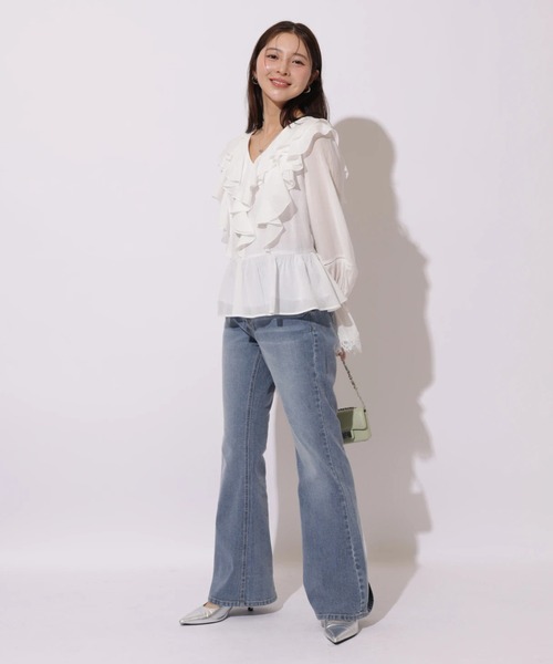 Apuweiser-riche（アプワイザーリッシェ）の「レースディテールフリルブラウス（シャツ/ブラウス・レディース・ライトブルー/ホワイト/ピンク・2/1）」の13枚目の写真