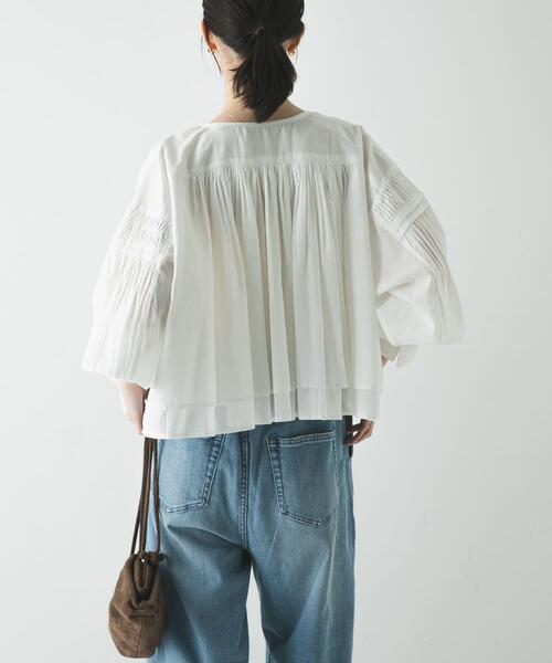 URBAN RESEARCH(アーバンリサーチ)の「コットンボイルギャザーショートブラウス(シャツ/ブラウス・レディース・ブラウン/ブルー系その他/イエロー/オフホワイト・FREE)」の8枚目の写真