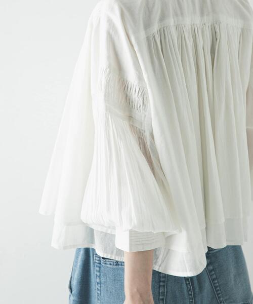 URBAN RESEARCH(アーバンリサーチ)の「コットンボイルギャザーショートブラウス(シャツ/ブラウス・レディース・ブラウン/ブルー系その他/イエロー/オフホワイト・FREE)」の10枚目の写真
