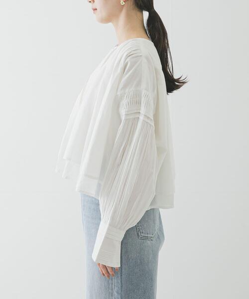 URBAN RESEARCH(アーバンリサーチ)の「コットンボイルギャザーショートブラウス(シャツ/ブラウス・レディース・ブラウン/ブルー系その他/イエロー/オフホワイト・FREE)」の13枚目の写真