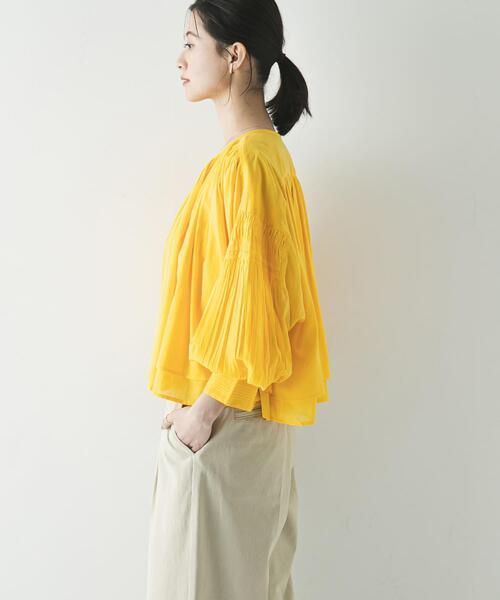 URBAN RESEARCH(アーバンリサーチ)の「コットンボイルギャザーショートブラウス(シャツ/ブラウス・レディース・ブラウン/ブルー系その他/イエロー/オフホワイト・FREE)」の18枚目の写真