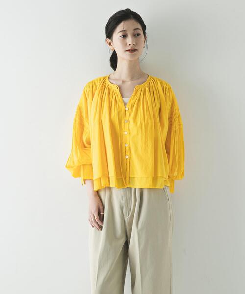 URBAN RESEARCH(アーバンリサーチ)の「コットンボイルギャザーショートブラウス(シャツ/ブラウス・レディース・ブラウン/ブルー系その他/イエロー/オフホワイト・FREE)」の19枚目の写真