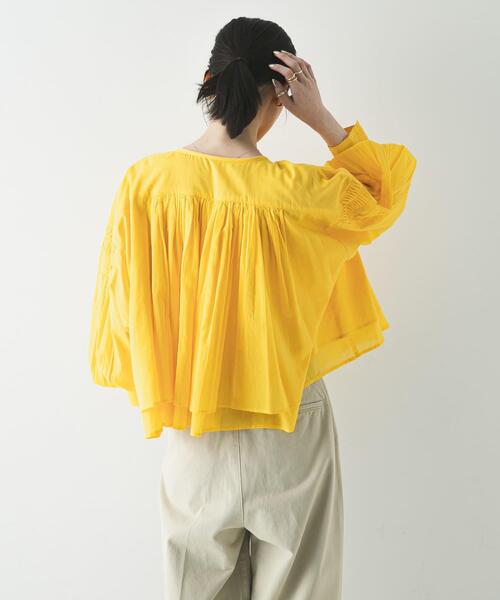 URBAN RESEARCH(アーバンリサーチ)の「コットンボイルギャザーショートブラウス(シャツ/ブラウス・レディース・ブラウン/ブルー系その他/イエロー/オフホワイト・FREE)」の20枚目の写真