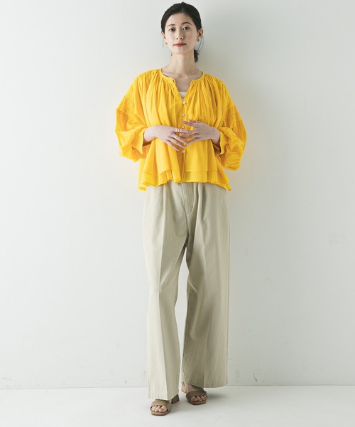 URBAN RESEARCH（アーバンリサーチ）の「コットンボイルギャザーショートブラウス（シャツ/ブラウス・レディース・ブラウン/ブルー系その他/イエロー/オフホワイト・FREE）」の19枚目の写真