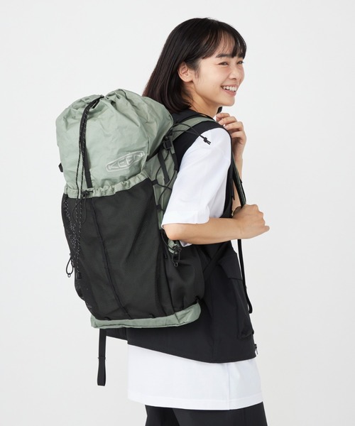 KEEN（キーン）の「NYLON DAYPACK / ナイロン デイパック（バックパック/リュック・メンズ・グリーン系その他・OS）」の7枚目の写真