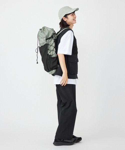 KEEN（キーン）の「NYLON DAYPACK / ナイロン デイパック（バックパック/リュック・メンズ・グリーン系その他・OS）」の9枚目の写真