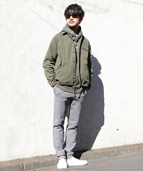 BEAMS（ビームス）の「＜WEB限定＞BEAMS / NEW STANDARD リップストップコーチジャケット（ブルゾン・メンズ・オリーブ/ブラック・LARGE/X-LARGE/MEDIUM/SMALL）」の12枚目の写真
