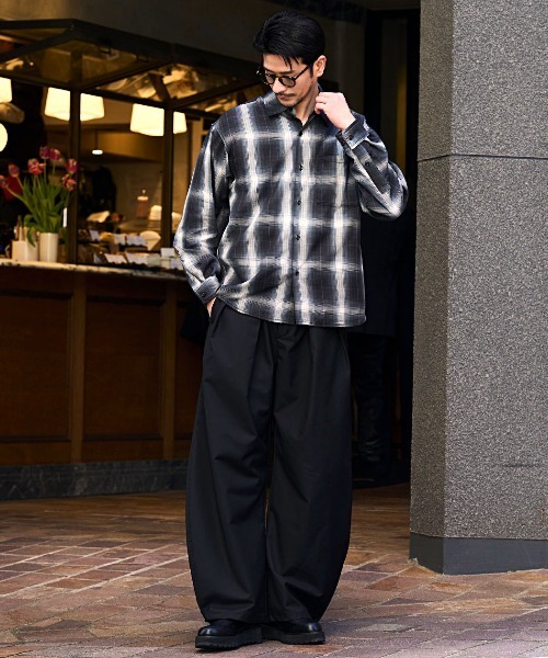 CavariA（キャバリア）の「『CavariA/キャバリア』ワイドストライプ2wayパンツ（その他パンツ・メンズ・ストライプ/ブラック・M/L）」の6枚目の写真