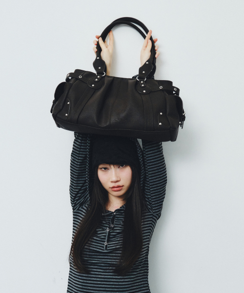 SQUARE LINE(スクエアライン)の「モラ モラ_ チョコ(ショルダーバッグ・レディース・チョコ・FREE)」の3枚目の写真